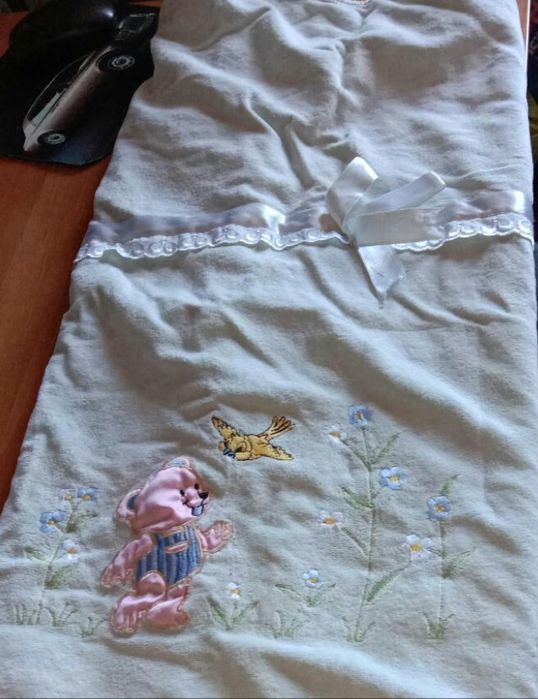 Продам детские вещи