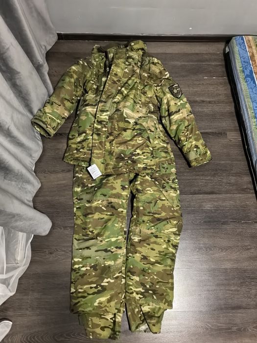Военный форма...