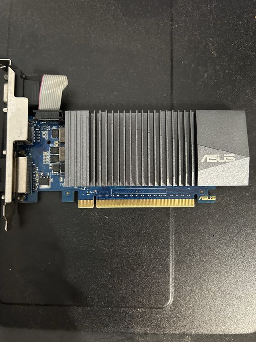 Placa video Asus GT 710 2GB Vram