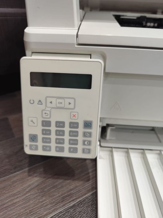 Продам МФУ 130 Универсальный принтер
