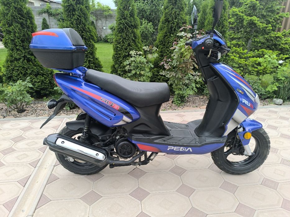 Продам скутер Peda RU8