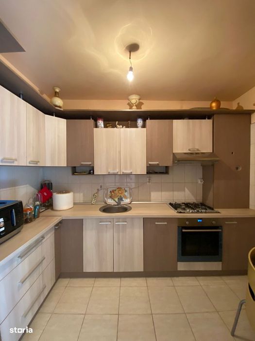 Sub pretul pietei! Apartament 3 camere, 73mp, parcare, Florilor