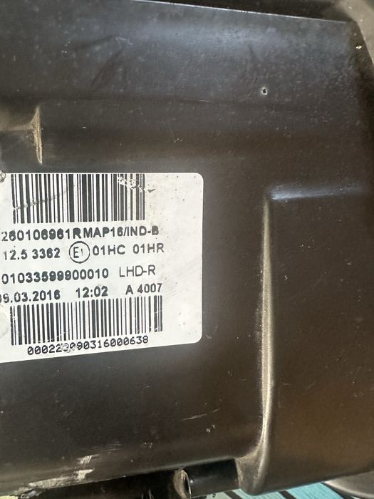 Faruri Renaul Clio 2016