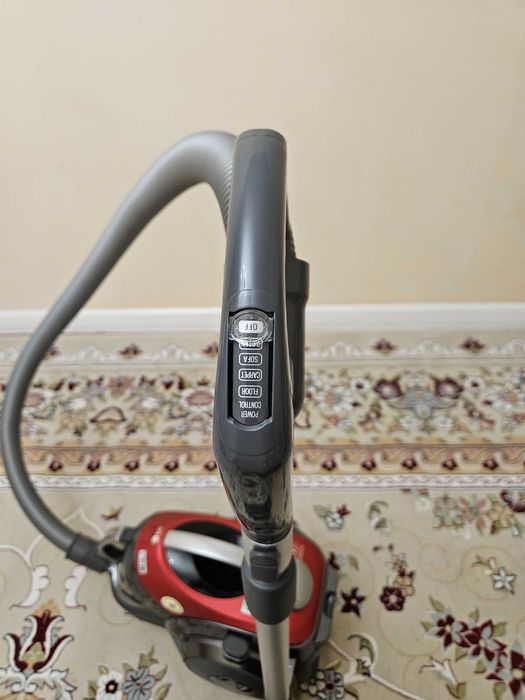 Пылесос LG VC 83209UHA
