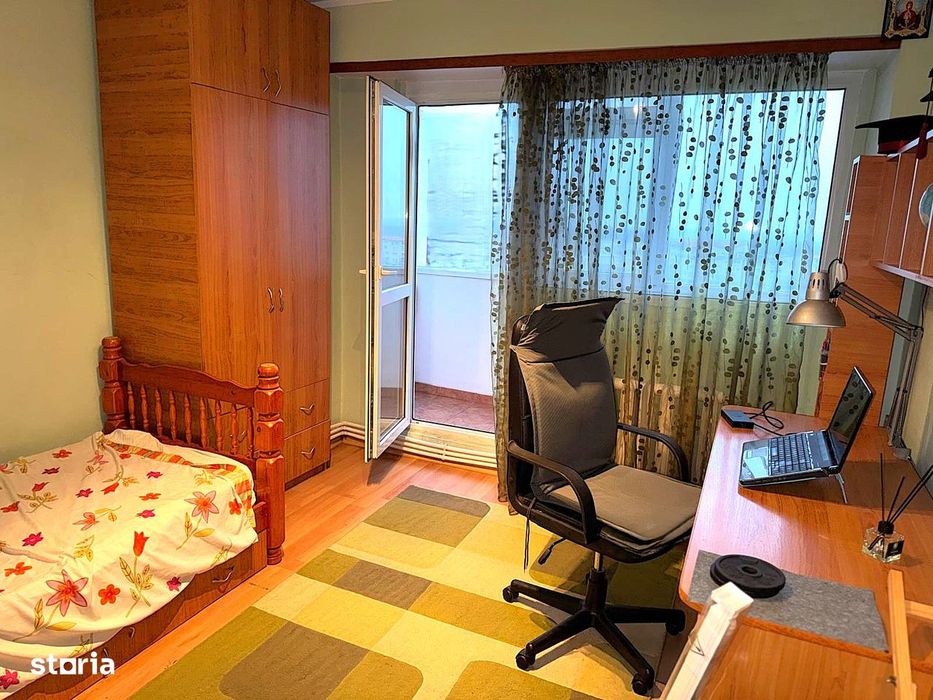 97.000 Euro, 4 camere decomandate, etaj 8 din 11, Micro 18