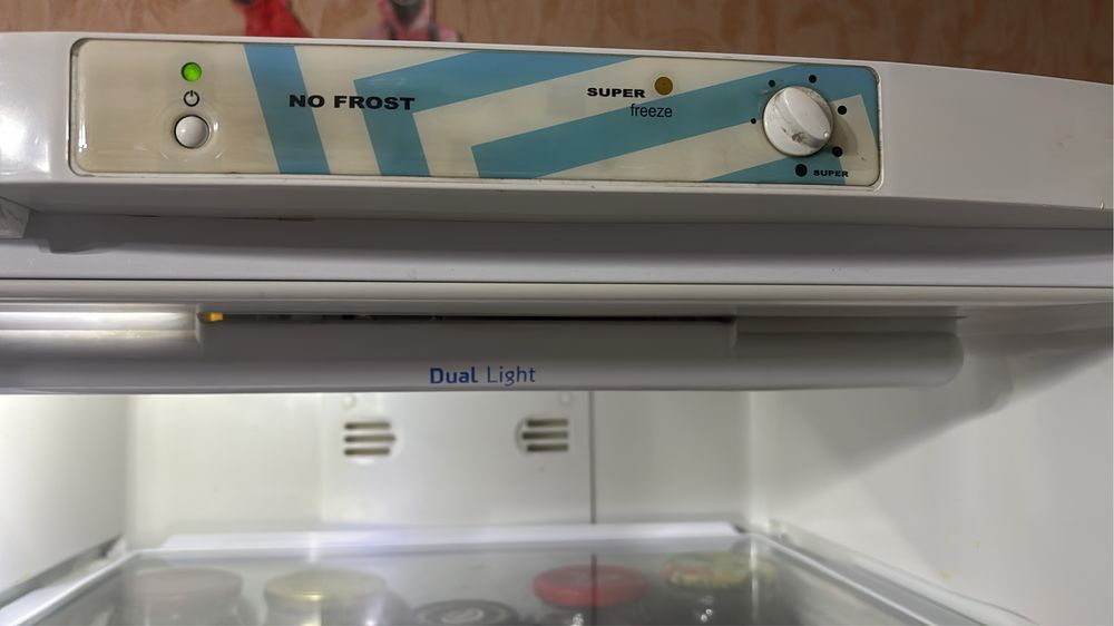 Холодильник б/у Indesit no frost