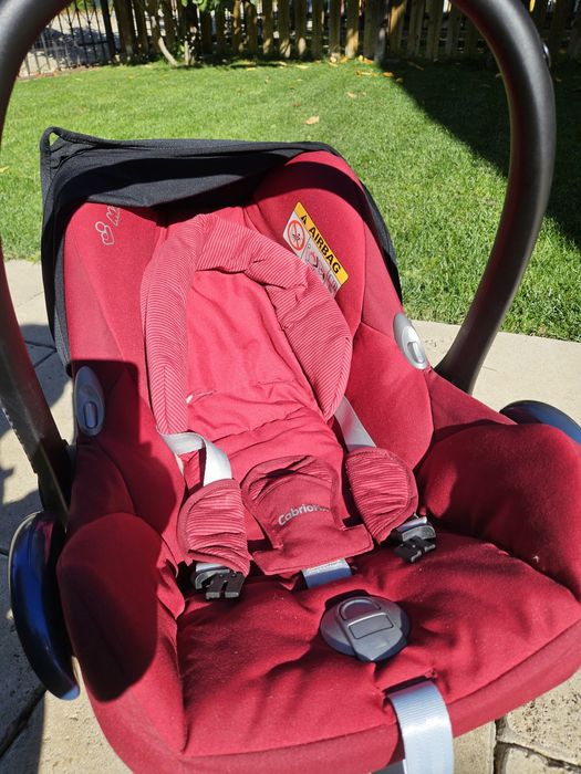 Scoică auto Maxi-Cosi pentru bebeluși până la 13 kg