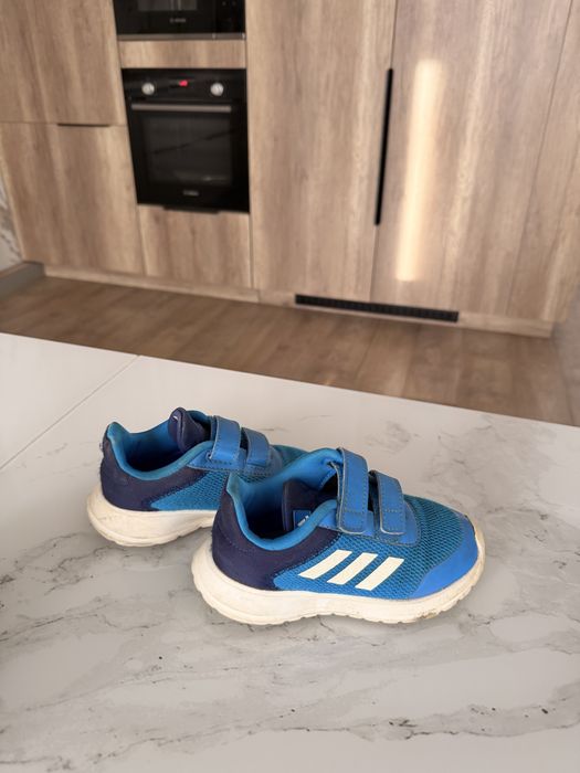 Обувь на мальчика размер 26-28