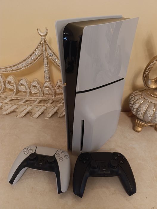 Playstation 5 Slim CD va Digital