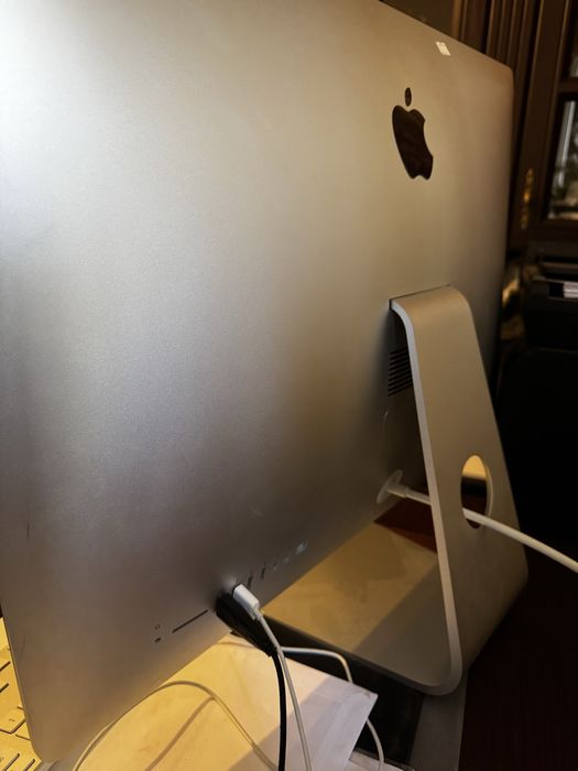 Продам 27-дюйм iMac, на macOS Catalina