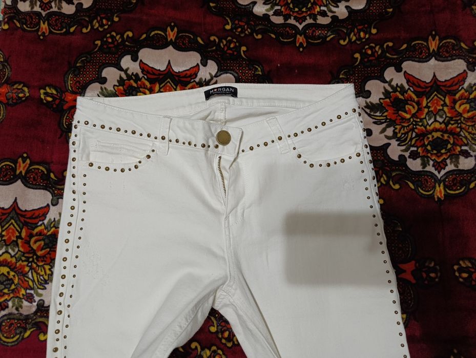 Белые джинсы от Morgan
