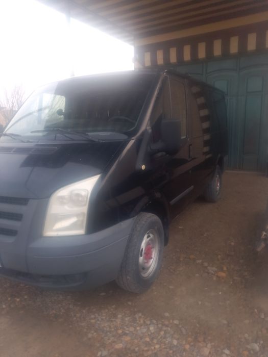 Ford sotiladi yilli 2009