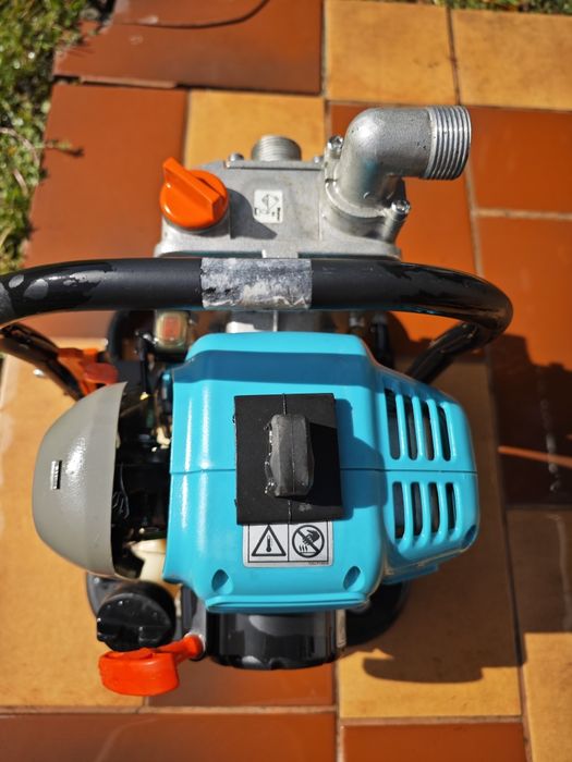 Motopompa pe benzina