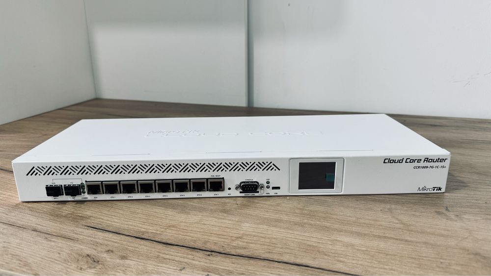 Маршрутизатор MikroTik CCR1009-7G-1C-1S+