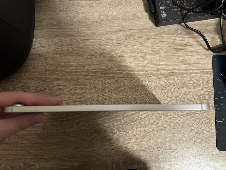 iPad 11 (2025) | 128GB | Cellular (5G) | Сив | + Подаръци