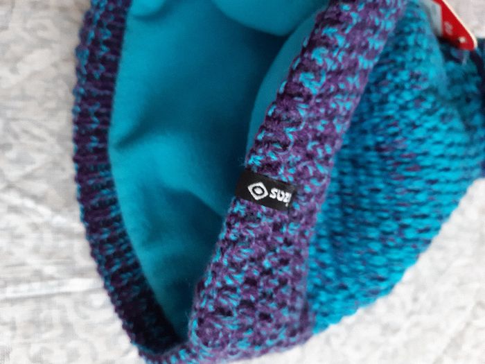 нови шапки 100% wool/ вълна