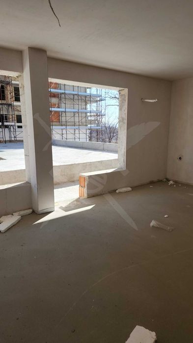 Продава се Тристаен апартамент в Варна, Победа - 104 кв.м за 1279 €/кв.м - Снимка #2