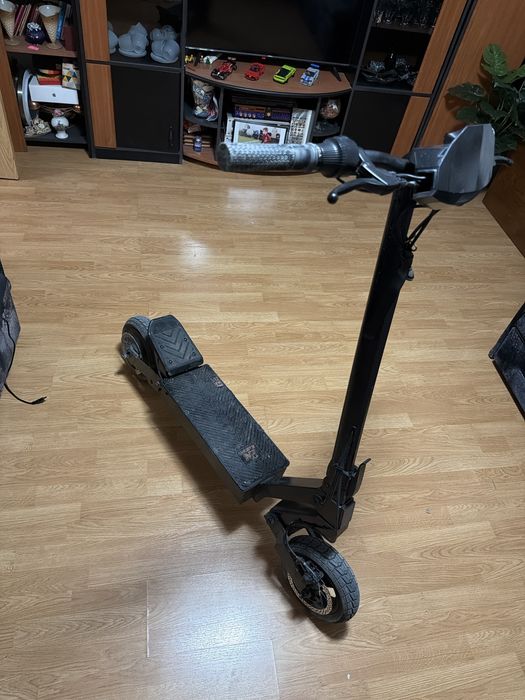 trotineta electrica kukirin g2 nu fac schimburi cu alte produse in afara de g4