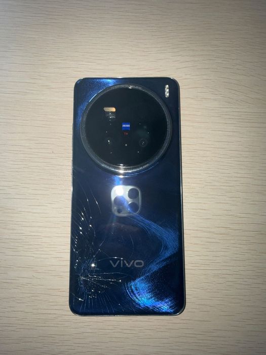 Vivo x200 pro ch 16/512