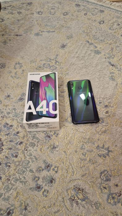 Самсунг А 40 дисплей не работает