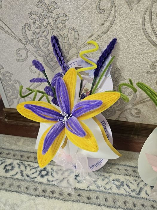 8-mart ayollar uchun gullar