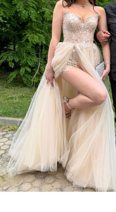 ОФЕРТА !!! Най -ниска цена! Рокля на дизайнера Радичев