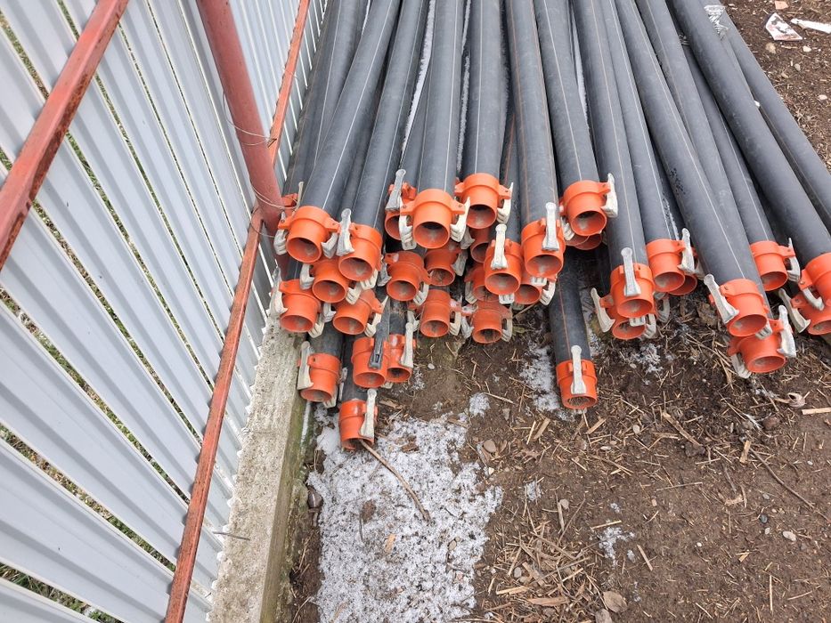 Țevi irigație diametrul 75 cu aspersoare și motopompă 3 țoli