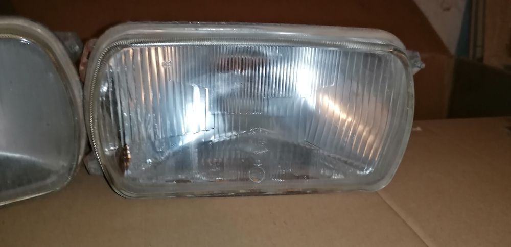 Faruri Elba pentru Dacia 1300