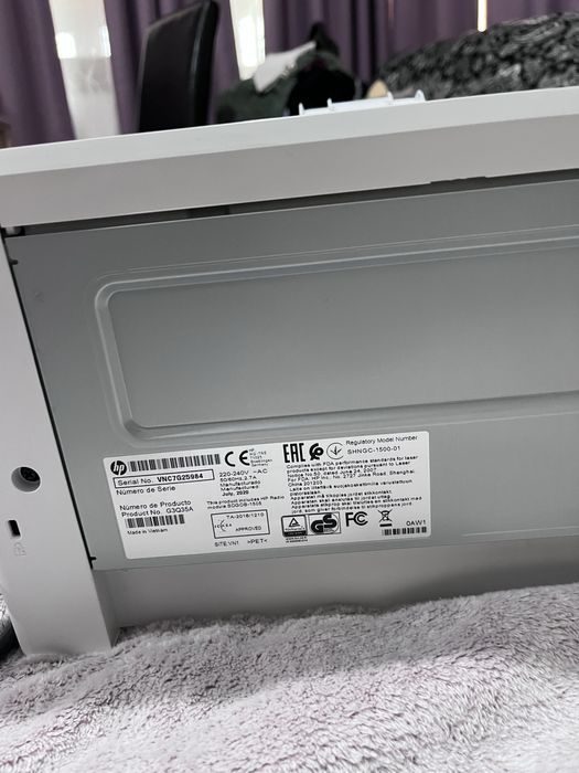 Vand imprimanta hp Laser Jet pro M102w