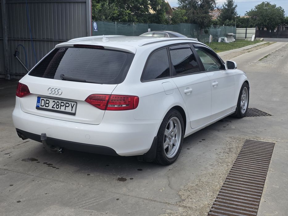 Audi a4 b8 2.0 TDI euro 5 manual Impecabila. RATE IN 10 MINUTE
