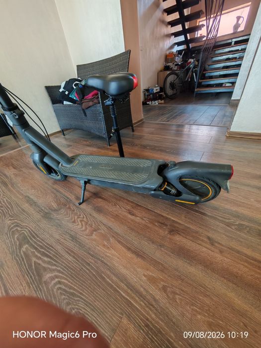 Vând/ Schimb trotinetă Ninebot max g2 50km viteză