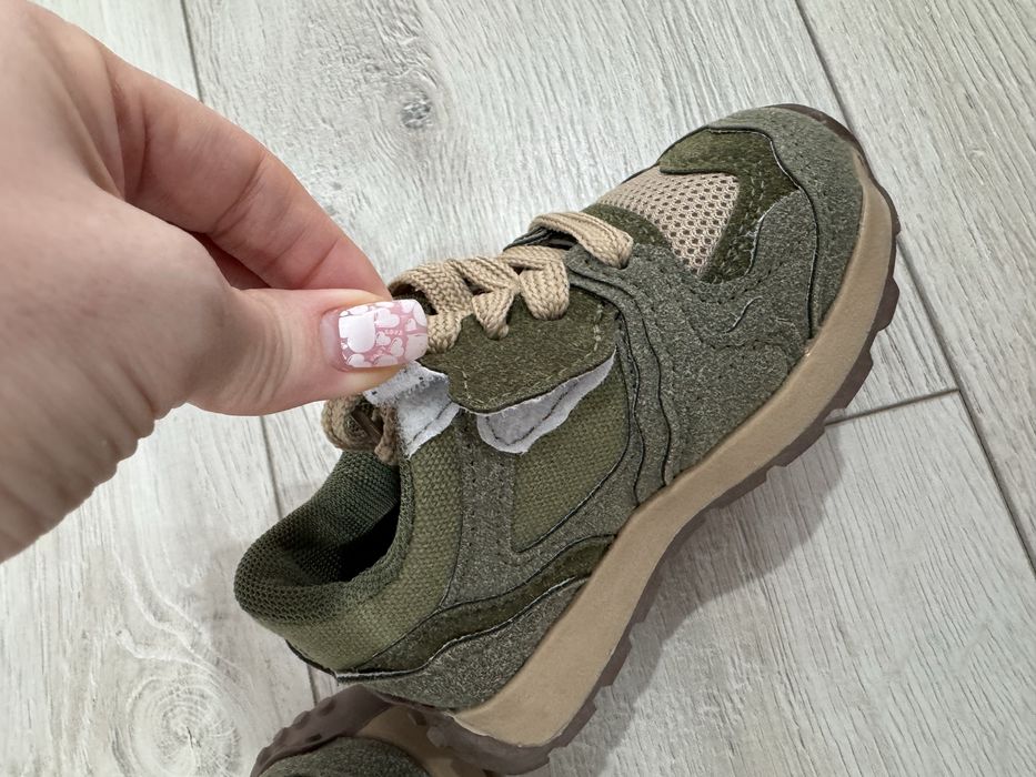 Кроссовки хакки!