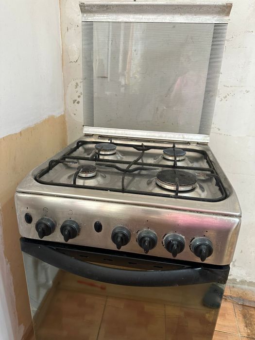 Indesit газовая плита/ духовка