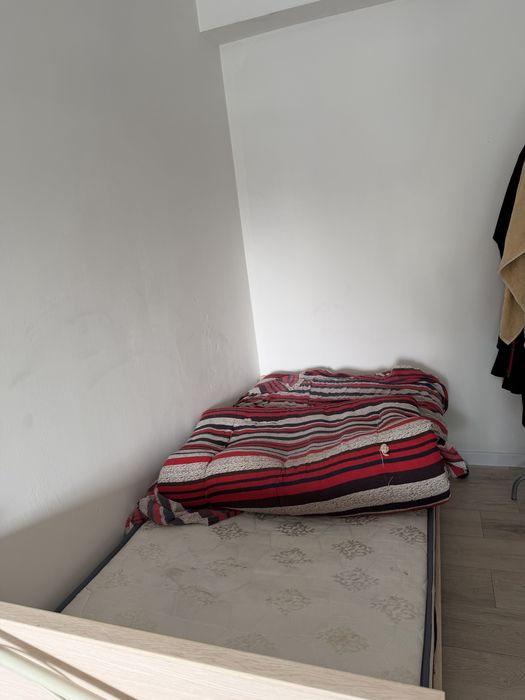 Продам кровать новый