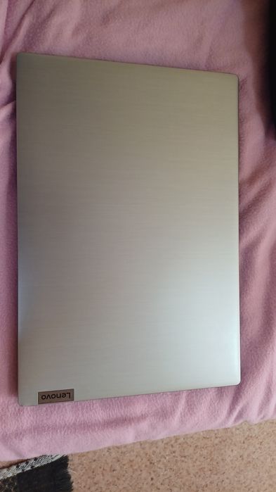 Lenova ноутбук...