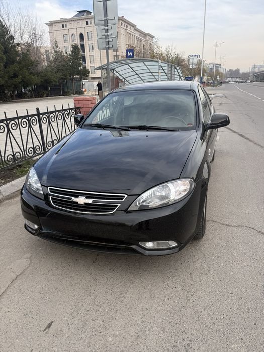 Gentra qora bez lyuk