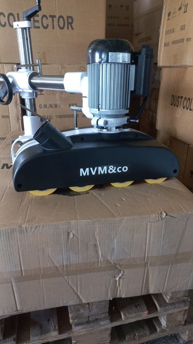 Чисто нови четири ролкови подаватели 2000 лв.с ддс.