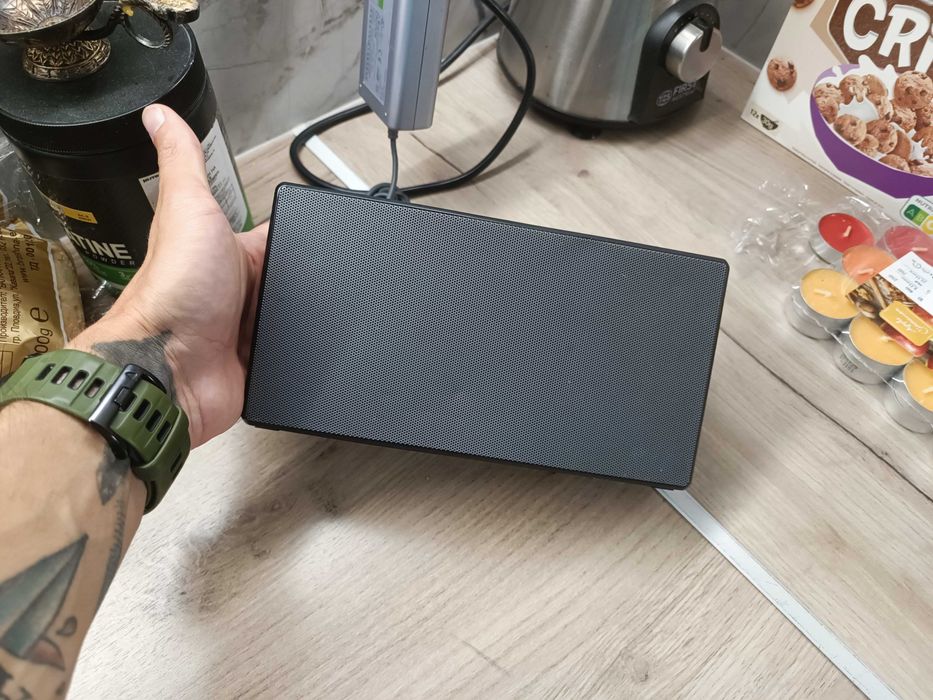 Bloetooth преносима тонколона Sony.