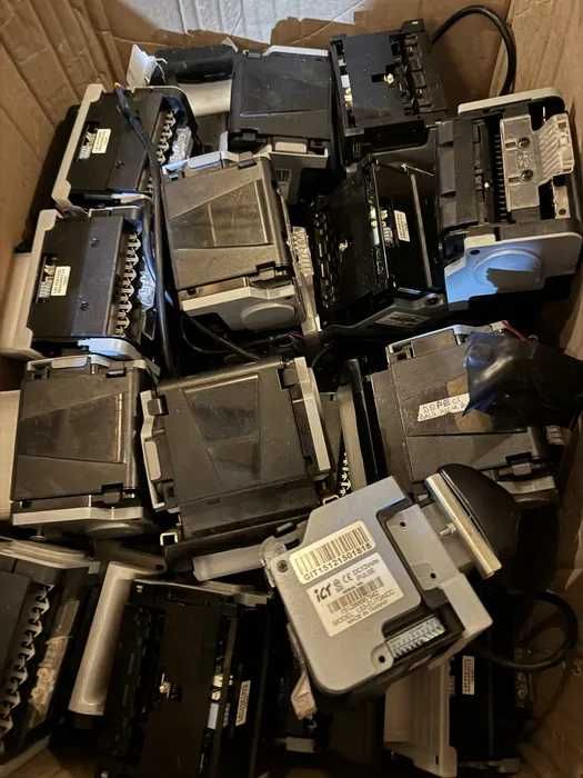 Bill acceptor ICT L83