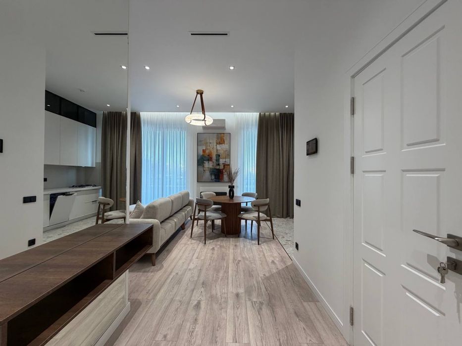 НОВОСТРОЙКА. ЖК. “Infinity”.  1/3/15.  43м2. С ремонтом