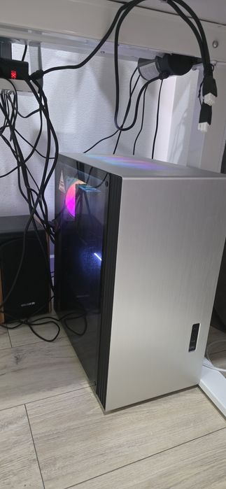 Игровой компьютер в комплекте