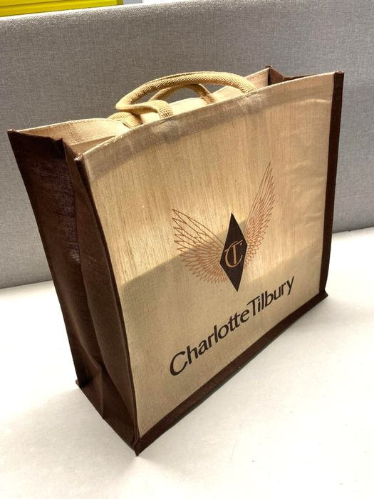 Charlotte Tilbury tote bag чанта