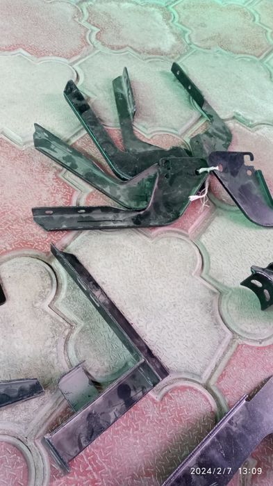 Кранштейн универсальный