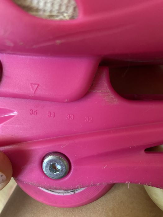 Роликовые коньки. 5000 тг.