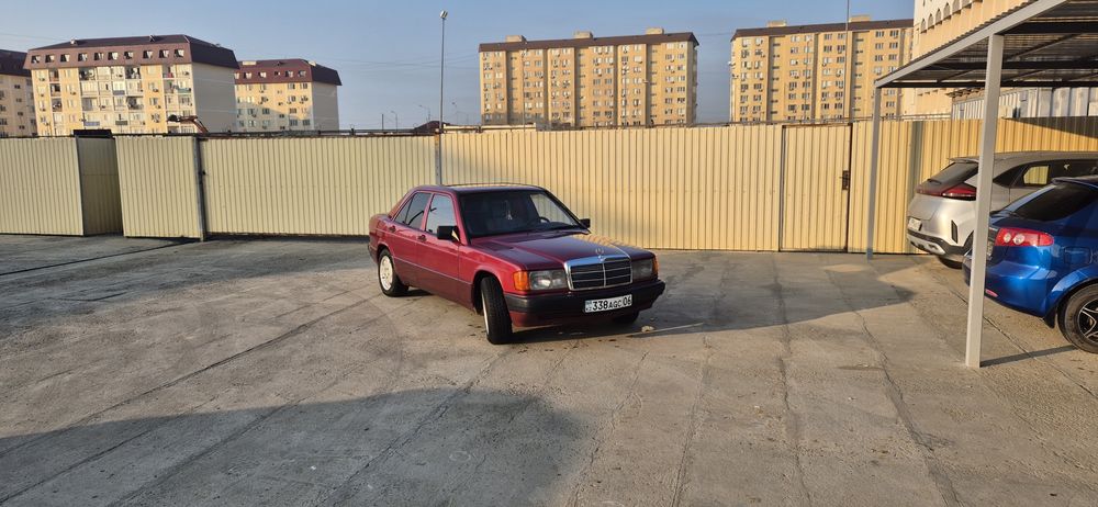 Продается Мерседес 190