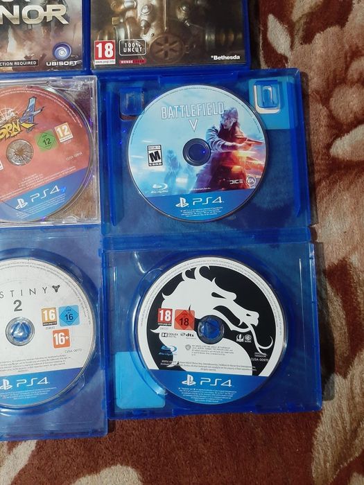Vând fifa 20 în stare buna PlayStation 4 ps4