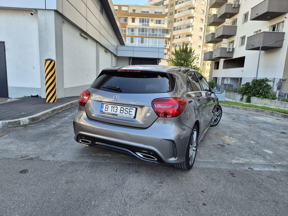 Mercedes-Benz A220 D 4Matic/Plafon negru /Faruri full led adaptive