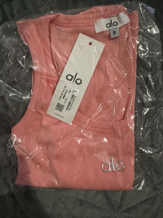 Чисто нови потници на Alo