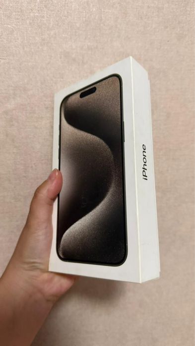 Продам IPhone 15 pro max 256gb