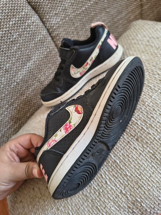 Спортни обувки / Маратонки за момиче Nike, р-р 27.5
Спортни обувки cou